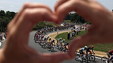 MILUJEME TOUR! Peloton b�hem sedmé etapy Tour de France
