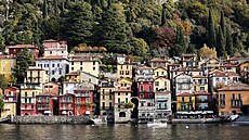 Italská obec Varenna se nachází na b�ehu jezera Como v regionu Lombardie. (7....
