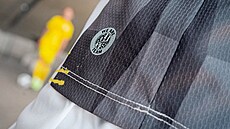 Design nových královéhradeckých dres� p�ipomíná vedle barevné kombinace plá��...