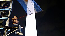 Fanou�ci Argentiny oslavují výhru nad Anglií v semifinále fotbalového MS 2026.