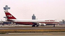 Letoun Boeing 747-131 imatrikulace N93119 zachycený na newyorském leti�ti Johna...