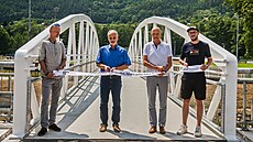 Nov� otev�ená bezbariérová lávka p�es �eku Svitavu, která propojuje Sportovní...