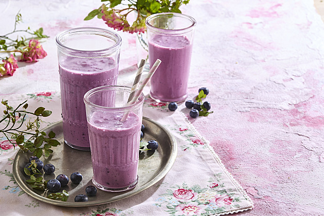 Borůvkové smoothie s banánem a chia semínky: Osvěžující ovocný nápoj plný energie
