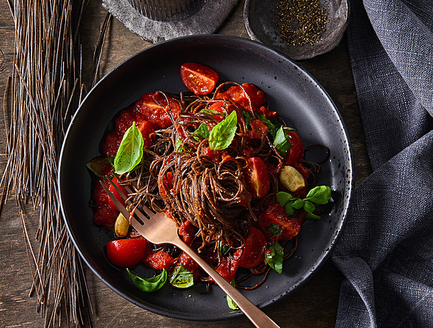 Rychlá rajčatová pasta s cherry rajčátky a bazalkou: Poctivá italská klasika za pár minut
