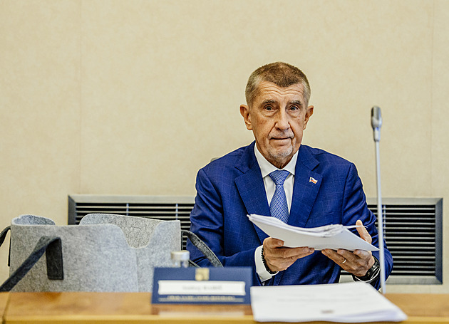 Babiš plánuje nové využití Hrzánského paláce. Mohl by sloužit jako muzeum