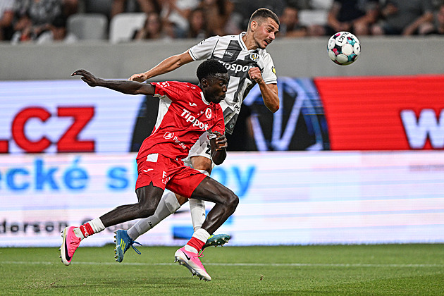 Hradec - Pardubice 2:1, skvělý vstup do sezony. Votroci ovládli také derby