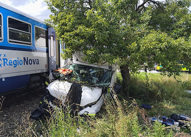 Po čtvrteční srážce vlaku s náklaďákem je trať mezi Táborem a Jihlavou opět v provozu