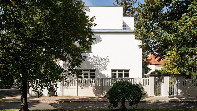 Vila v Praze chytla druhý dech. Architektka jí vrátila šarm a přistavěla patro