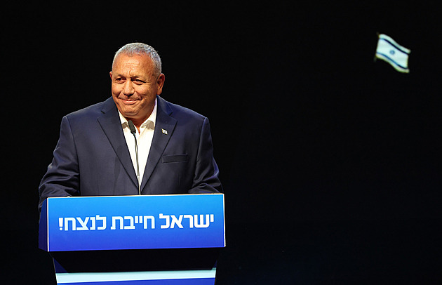 Former Army Chief Eisenkot Challenges Netanyahu in Israeli Elections