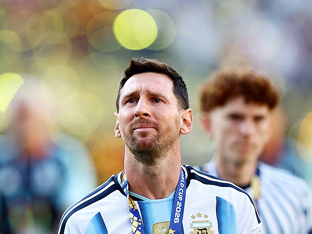 Zklaman� argentinsk� kapit�n Lionel Messi po por�ce se �pan�lskem.