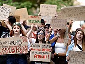 Kyjev. Protest proti odvolání Mychajla Fedorova z pozice ukrajinského ministra...