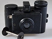 Toto je n�mecký �pioná�ní fotoaparát Sida, který se vyráb�l od roku 1936. T�lo ...