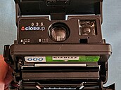 Symbolem p�elomu osmdesátých a devadesátých let je Polaroid 636 Closeup,...