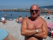 Zmínku o tom, �e toto p�ímo�ské koupali�t� bylo oficiáln� �zalo�eno� v dob�...