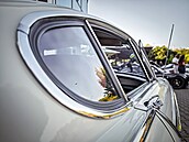 �ervencové setkání Clubu Automobilista v Bonneville Cafe v pra�ských Mod�anech