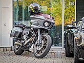 �ervencové setkání Clubu Automobilista v Bonneville Cafe v pra�ských Mod�anech
