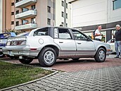 �ervencové setkání Clubu Automobilista v Bonneville Cafe v pra�ských Mod�anech