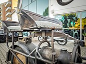 �ervencové setkání Clubu Automobilista v Bonneville Cafe v pra�ských Mod�anech