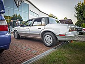 �ervencové setkání Clubu Automobilista v Bonneville Cafe v pra�ských Mod�anech