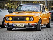 �ervencové setkání Clubu Automobilista v Bonneville Cafe v pra�ských Mod�anech