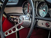 �ervencové setkání Clubu Automobilista v Bonneville Cafe v pra�ských Mod�anech