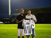 Slovácko p�edstavilo domácí dres spole�n� s posilou Luká�em Vorlickým.