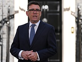 Andy Burnham se stal novým britským premiérem. (20. �ervence 2026)
