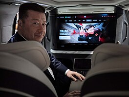 Tomio Okamura pokra�uje t�etí den ve své cest� po �ín�, b�hem ní� nav�tívil...