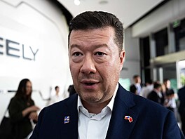 Tomio Okamura pokra�uje t�etí den ve své cest� po �ín�, b�hem ní� nav�tívil...