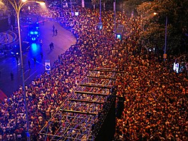 �pan�l�tí fanou�ci se shromá�dili v centru Madridu po vít�zství na mistrovství...