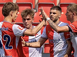Slávistická radost po gólu do sít� Slovácka.