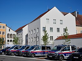 Exteriér rodného domu Adolfa Hitlera, ze kterého rakouské ú�ady ud�laly...