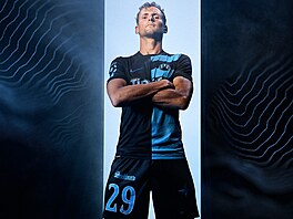 V netradi�ní �ernomodré sad� budou hrát libere�tí fotbalisté domácí zápasy.