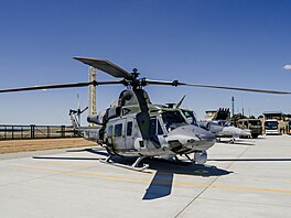 Vrtulník je Bell UH-1Y Venom provozovaný Armádou �eské republiky