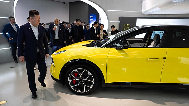 Tomio Okamura pokra�uje t�et� den ve sv� cest� po ��n�, b�hem n� nav�t�vil automobilku Geely Auto Group. (22. �ervence 2026)
