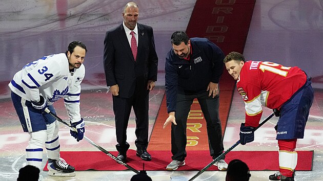 Florida hokey oyuncularının koruyucusu karısına saldırdı, kulüp onu uzaklaştırdı