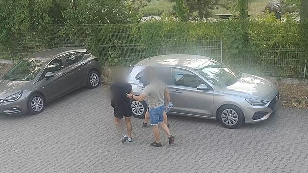 Trojice mu�� v polsk� Vratislavi napadla ukrajinsk�ho jednadvacetilet�ho mu�e a o rok mlad�� �enu. (26. �ervence 2026)