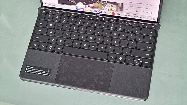 Huawei MateBook Fold Ultimate Design