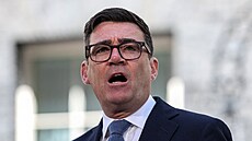 Nový britský premiér Andy Burnham.