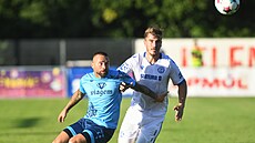 Antonín Fanti� z Ústí nad Labem v souboji s Vojt�chem �ítkem z Kladna.
