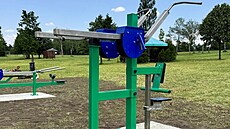 U mosteckého jezera Matylda mohou sportovci nov� vyu�ívat takzvaný Mini Gym �...