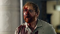 Jon (R. Grint) snil o rodin� na dokonalém míst�.