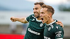 Jan Suchan slaví sv�j první gól v jabloneckém dresu.