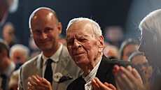 Spisovatel a bývalý ministr kultury Milan Uhde na setkání se sudetskými N�mci v...