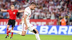 Michal Sá�ek z Górniku Zabrze u balonu v v odvet� 2. p�edkola Ligy mistr� proti...