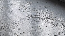 P�vodní sklen�ná mozaika v pardubickém akvacentru je na odpis. (20. �ervence...