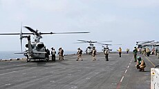 Americké velitelstvi CENTCOM zve�ejnilo záb�ry z úder� na íránské pozice. (24....