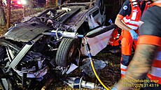 �idi� u Nebílovského Borku na Plze�sku vylétl s vozidlem ze silnice, je vá�n�...