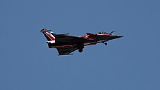 Vojenský letoun Dassault Rafale C p�i exhibici na leto�ní Pa�í�ské letecké show...