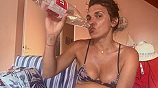 Denisa Pfauserová ukázala fotku po�ízenou kamarádkou. (22. �ervence 2026)